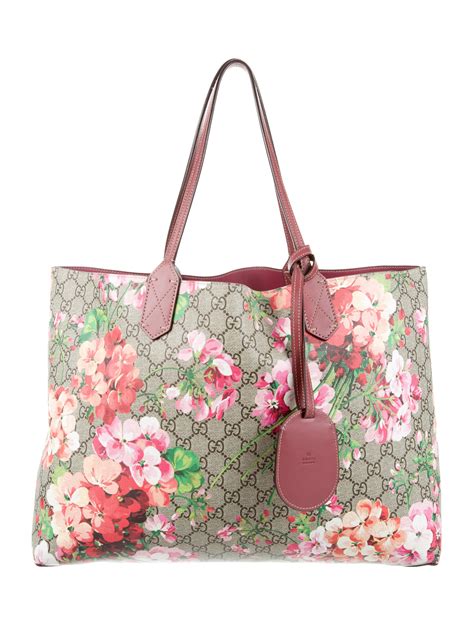 Bloom Pouch Monogram Canvas 